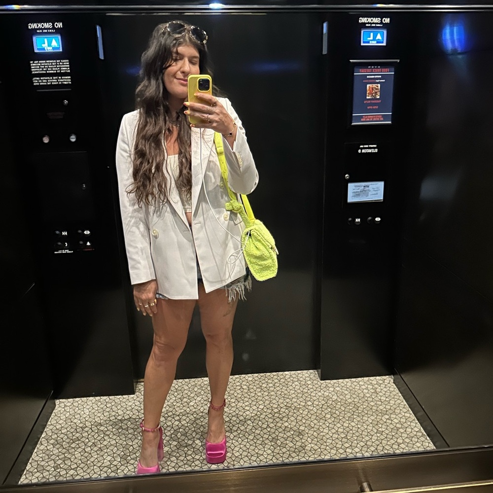 👋🏽 Meet your Posher, Ana